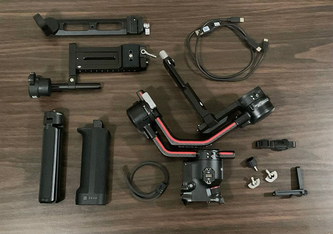 DJI RS2 PRO（カメラスタビライザー）