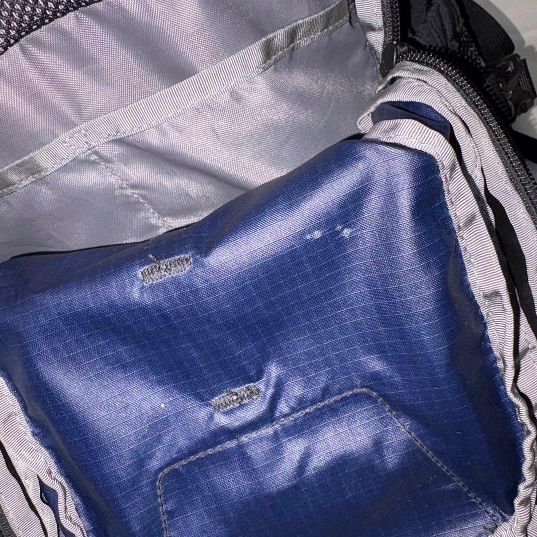 THE NORTH FACE リュック HOT SHOT ネイビー