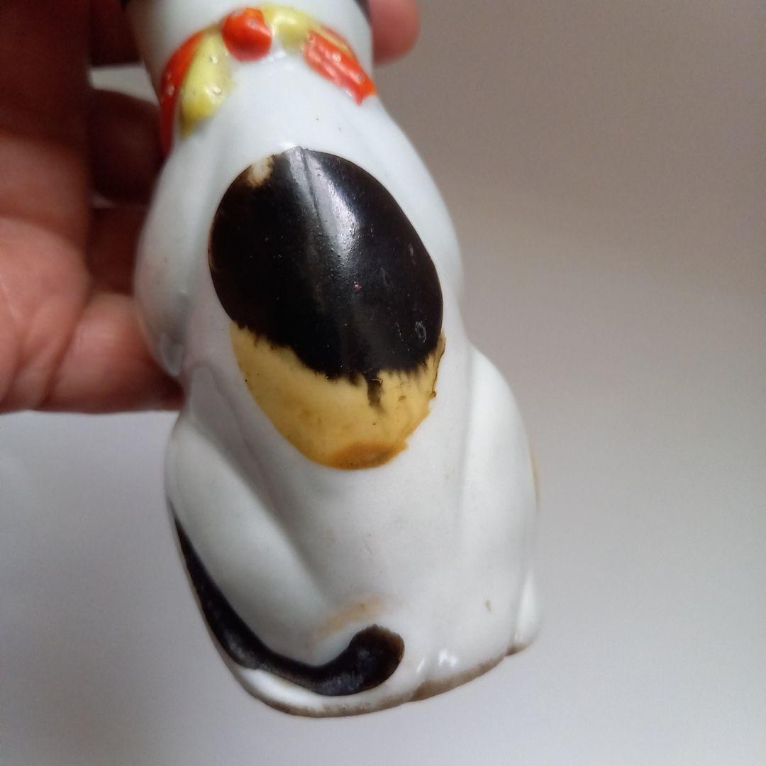 招き猫　磁器人形　猫の置物