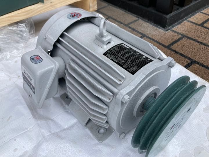 屋内設置用シロッコファンのモーターです。