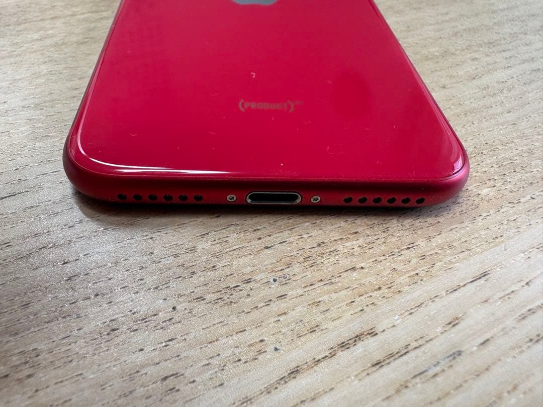 Apple iPhone SE (第2世代) レッド 本体