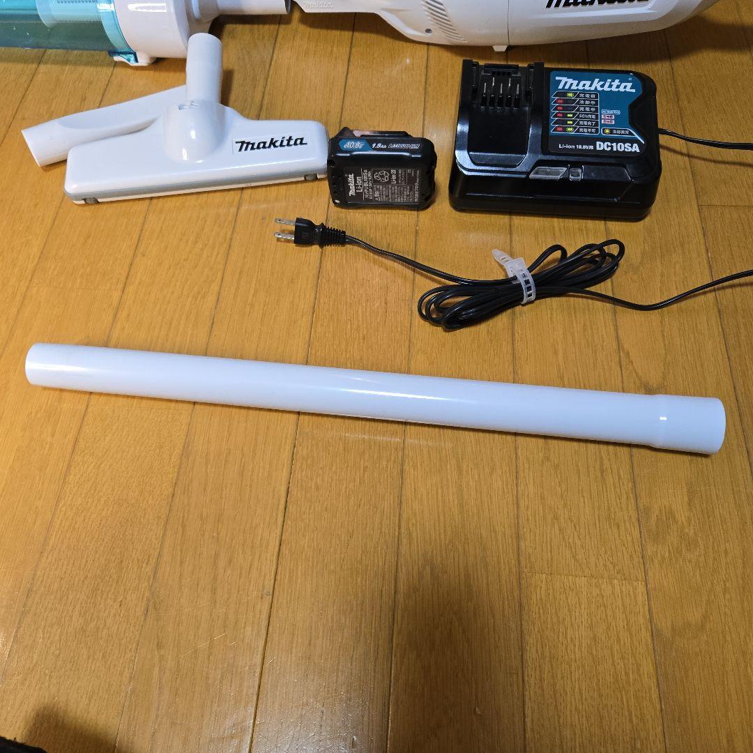 マキタ CL108FD 充電式クリーナー 掃除機 サイクロンアタッチメント付き