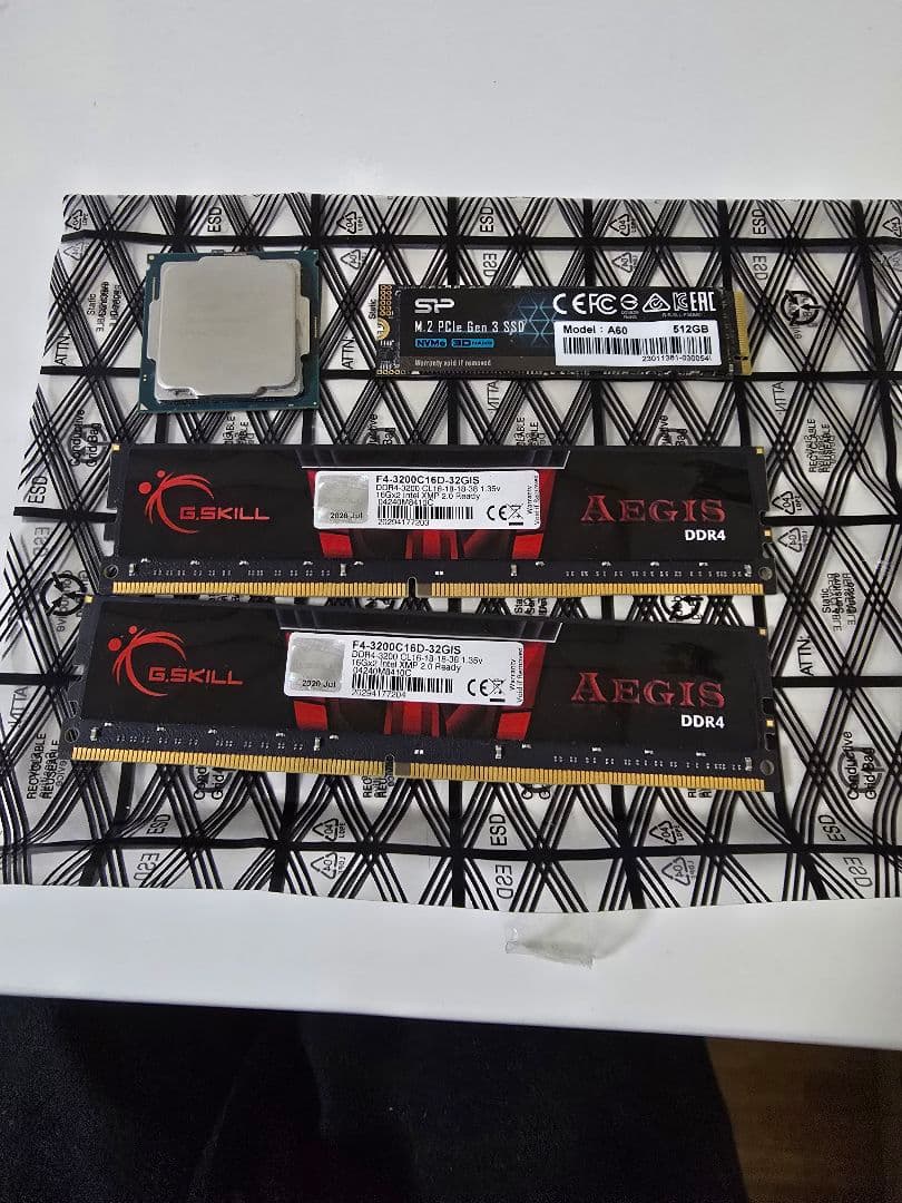 i5-8500, DDR4-3200 32GB, SSD 512GB3点セット