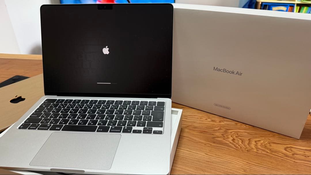 【極美品】MacBookAir M2 シルバー 8GB 512GB
