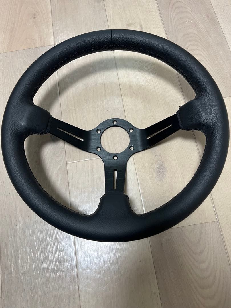 Renown ステアリング Chicane Dark