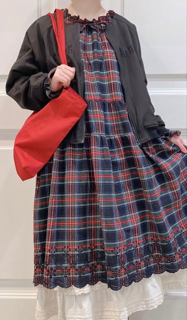 eco　PINK HOUSE 2026年チェック柄長袖ワンピース 黒ベース