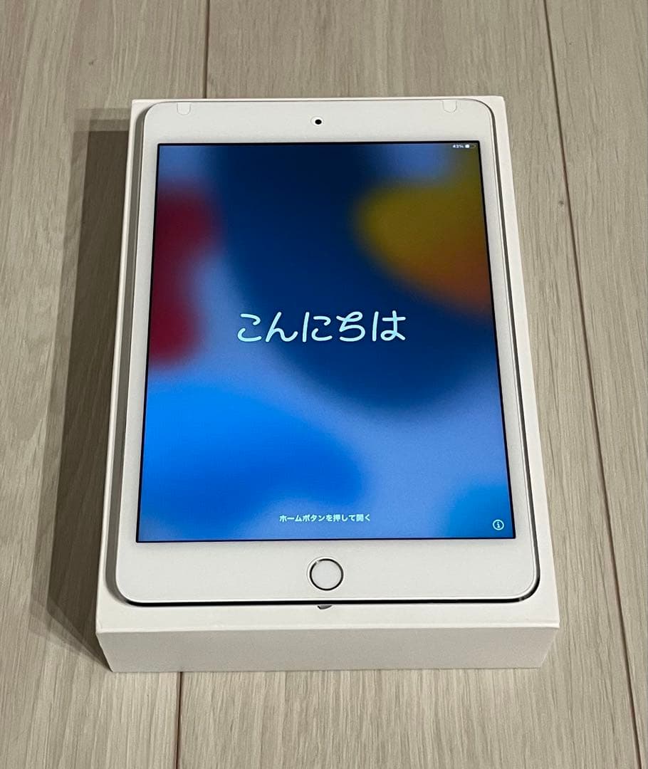 Apple iPad mini4 Wi-Fiモデル 32GB シルバー