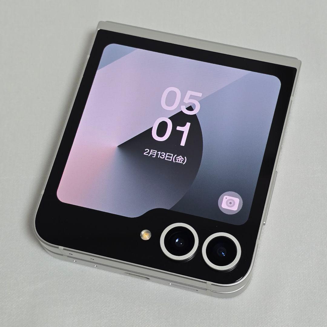 【極美品】Galaxy Z Flip6 国内版SIMフリー判定○シルバーシャドウ