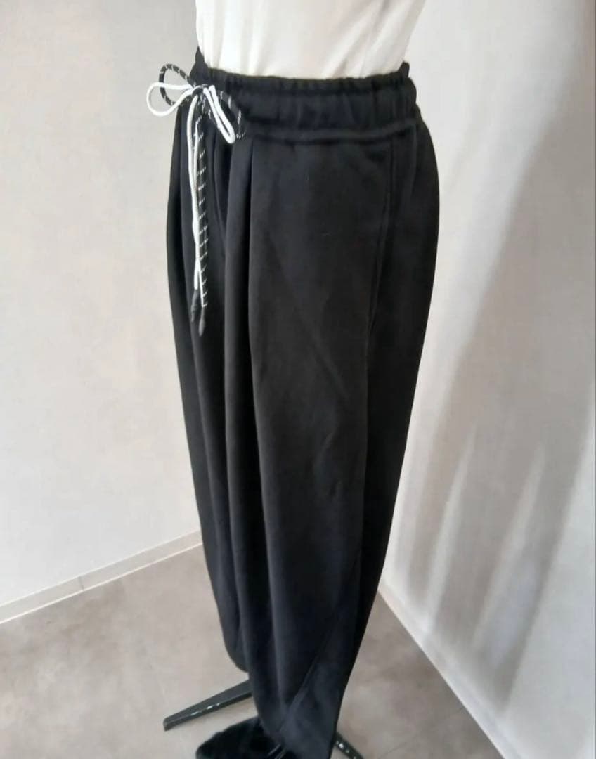 新品タグ付き　MIDVEIN スウェットパンツ　ブラック　サイズ2