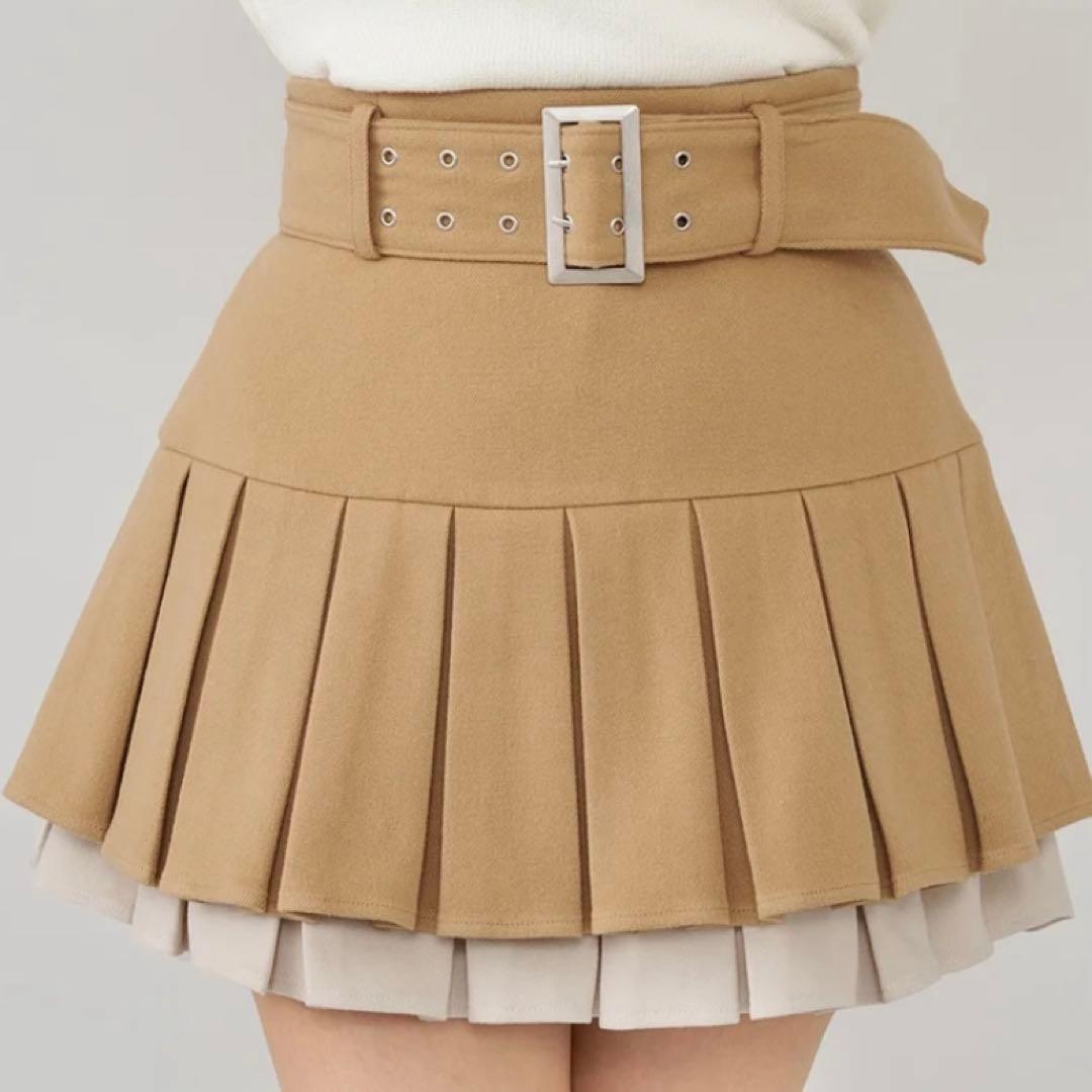 新品・試着のみDarich ダブルプリーツミニスカート　Mサイズ