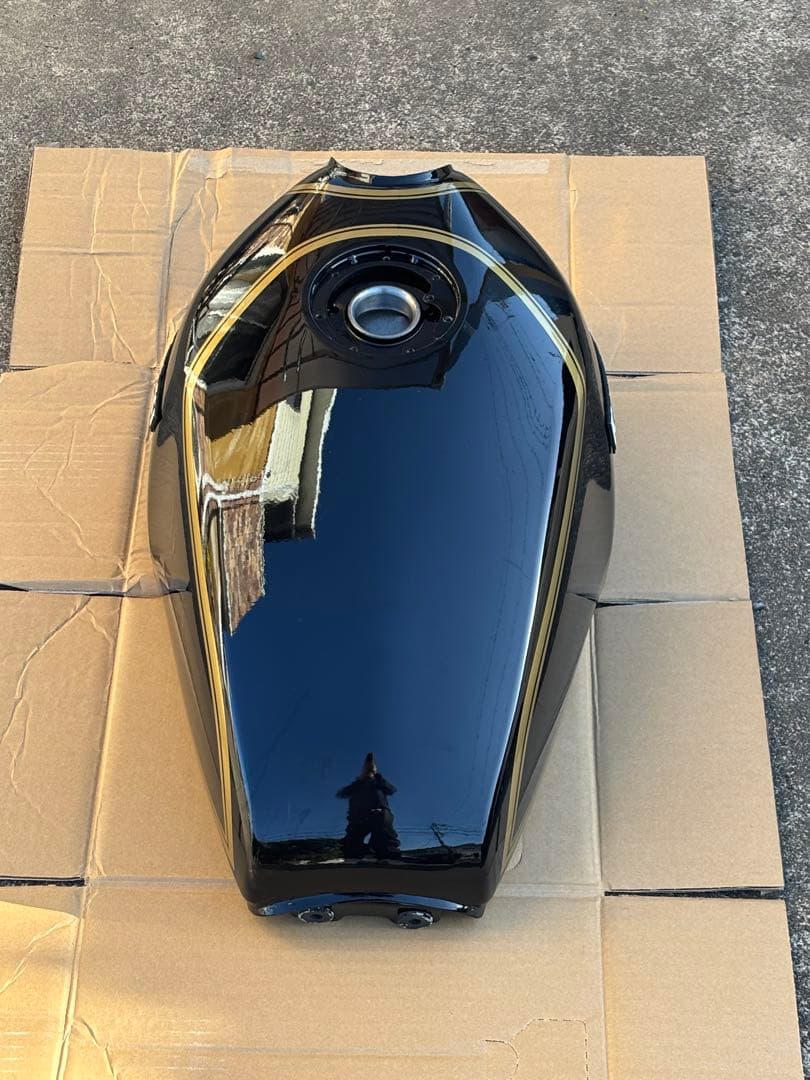 [美品]ゼファーχ 400タンク