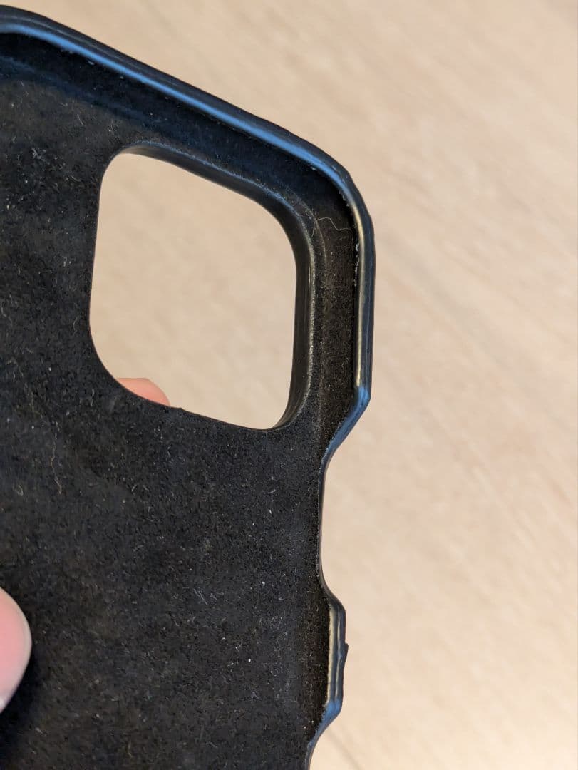 dior iPhone16 ケース チャーム付き