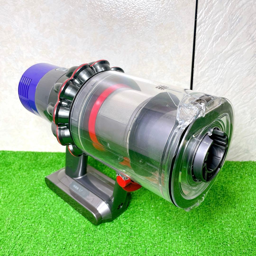 美品！Dyson SV12 コードレスクリーナー　清掃済