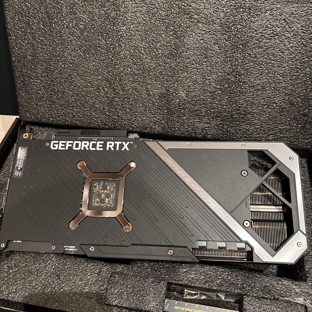 グラフィックボード・グラボ・ビデオカード ASUS ROG STRIX RTX 3070 Ti OC 8GB