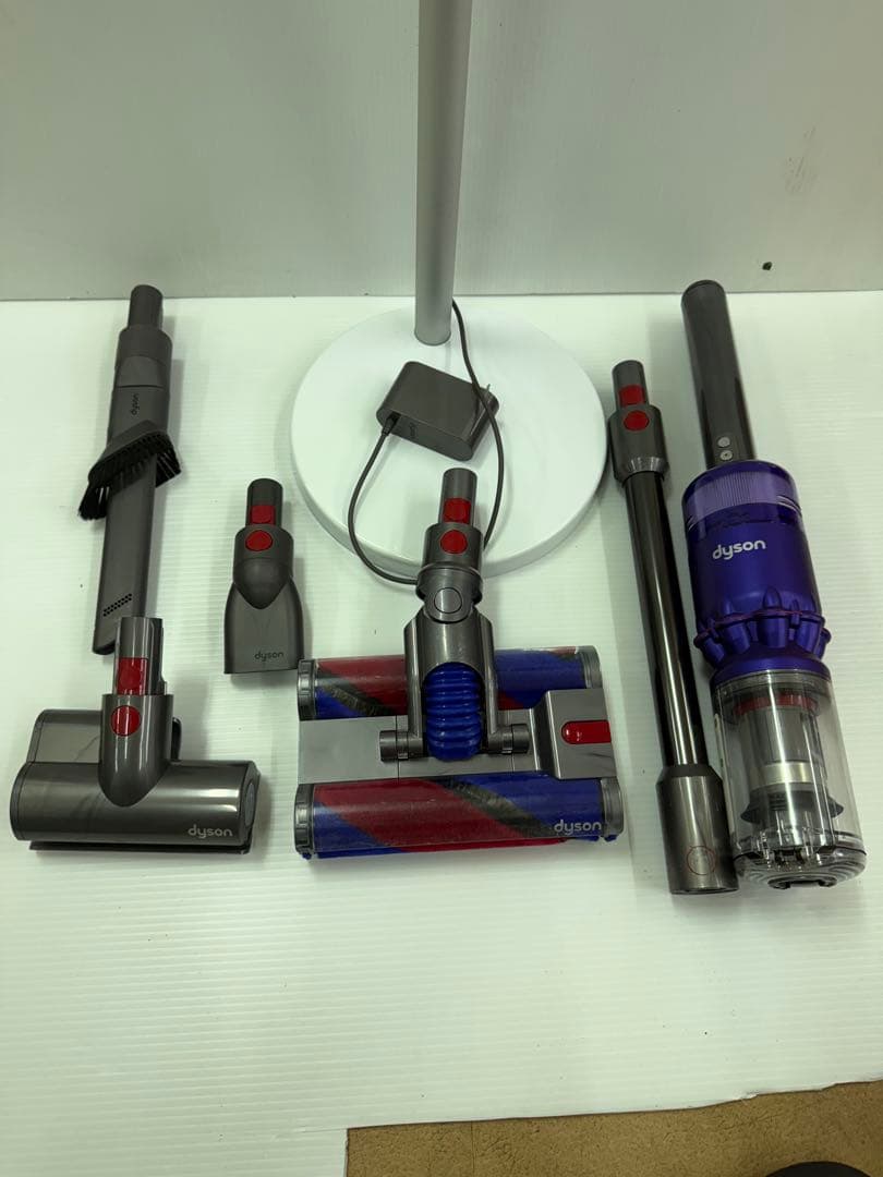ダイソン コードレススティッククリーナー SV19