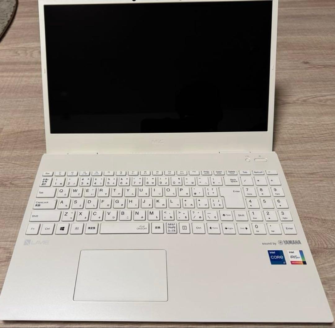 LAVIE PC-N1575CAW [パールホワイト]