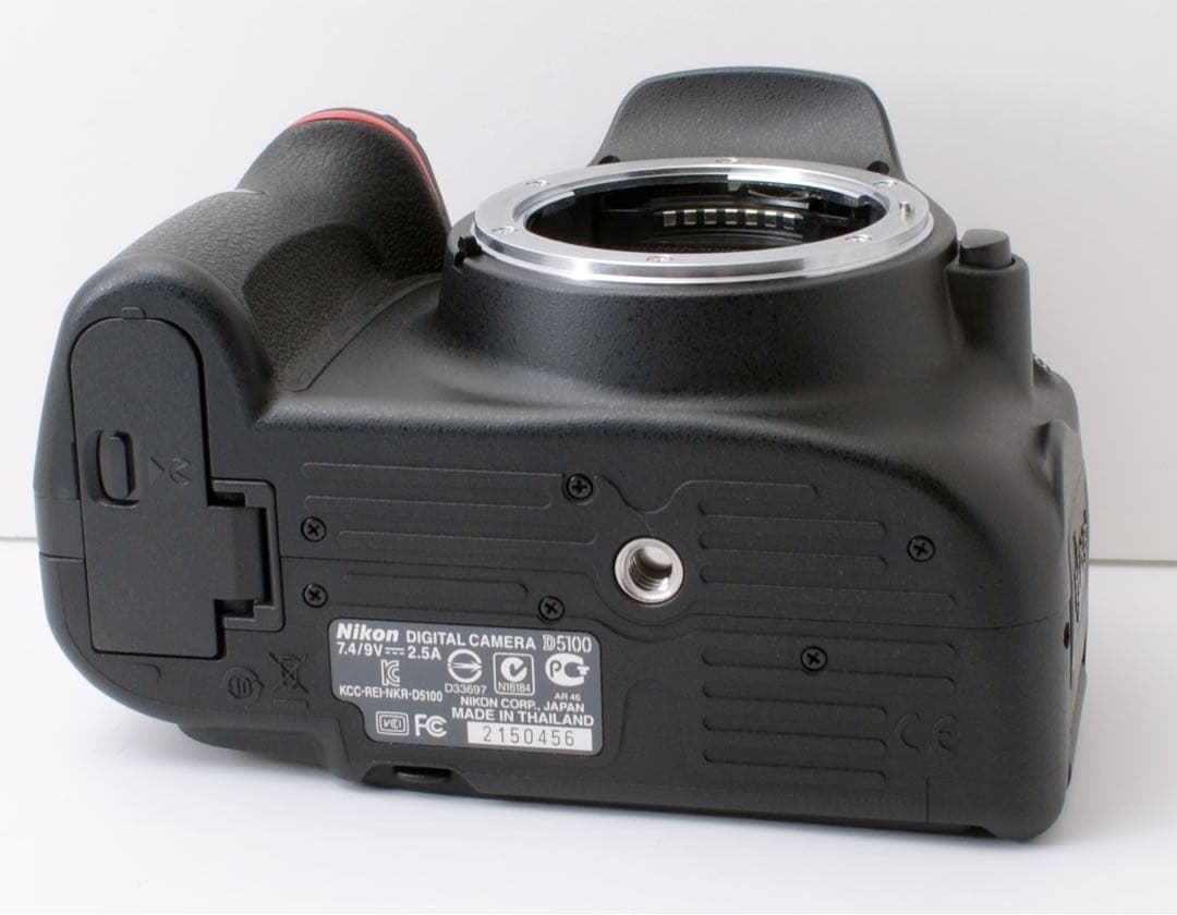 S数100回未満！Nikon D5100★初心者向け★転送OK★普段使いに最適