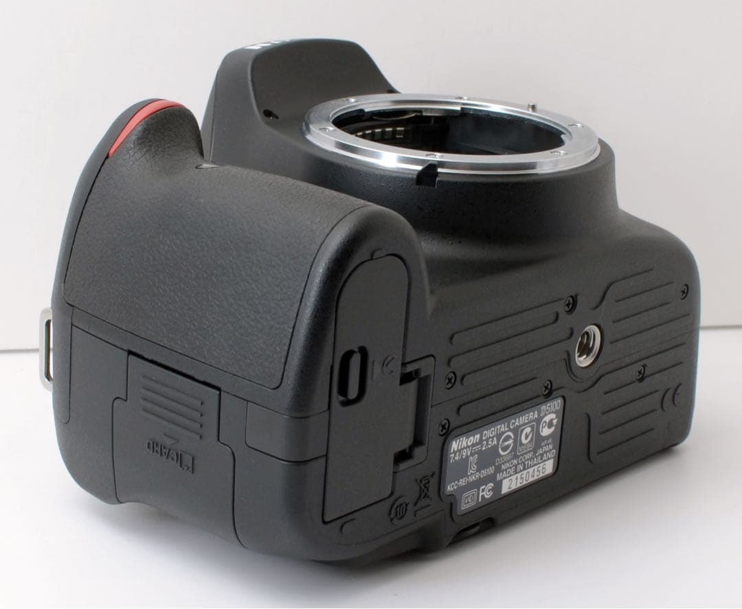 S数100回未満！Nikon D5100★初心者向け★転送OK★普段使いに最適