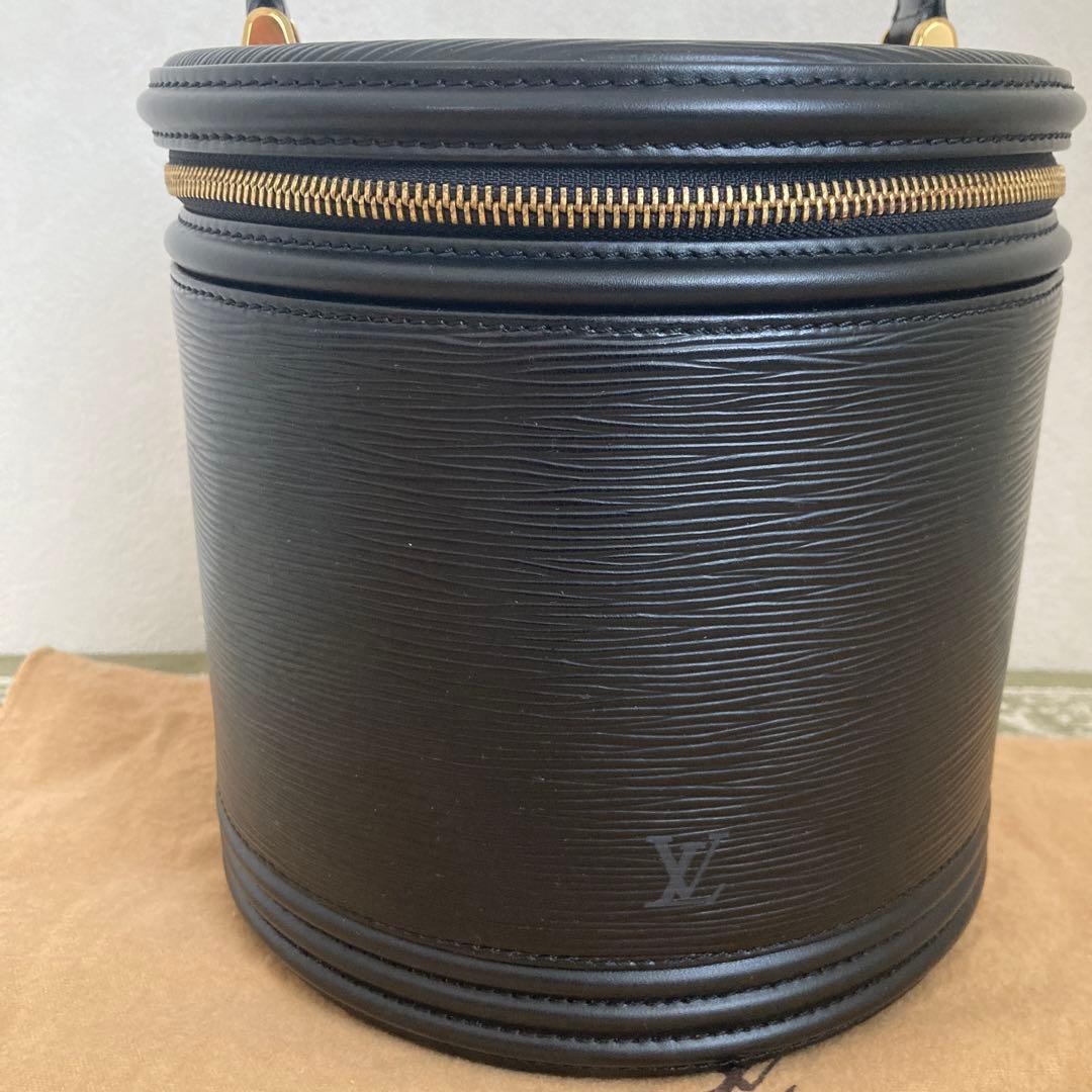 ルイヴィトンLV エピ　カンヌ　ヴァニティバッグ　ハンドバッグ