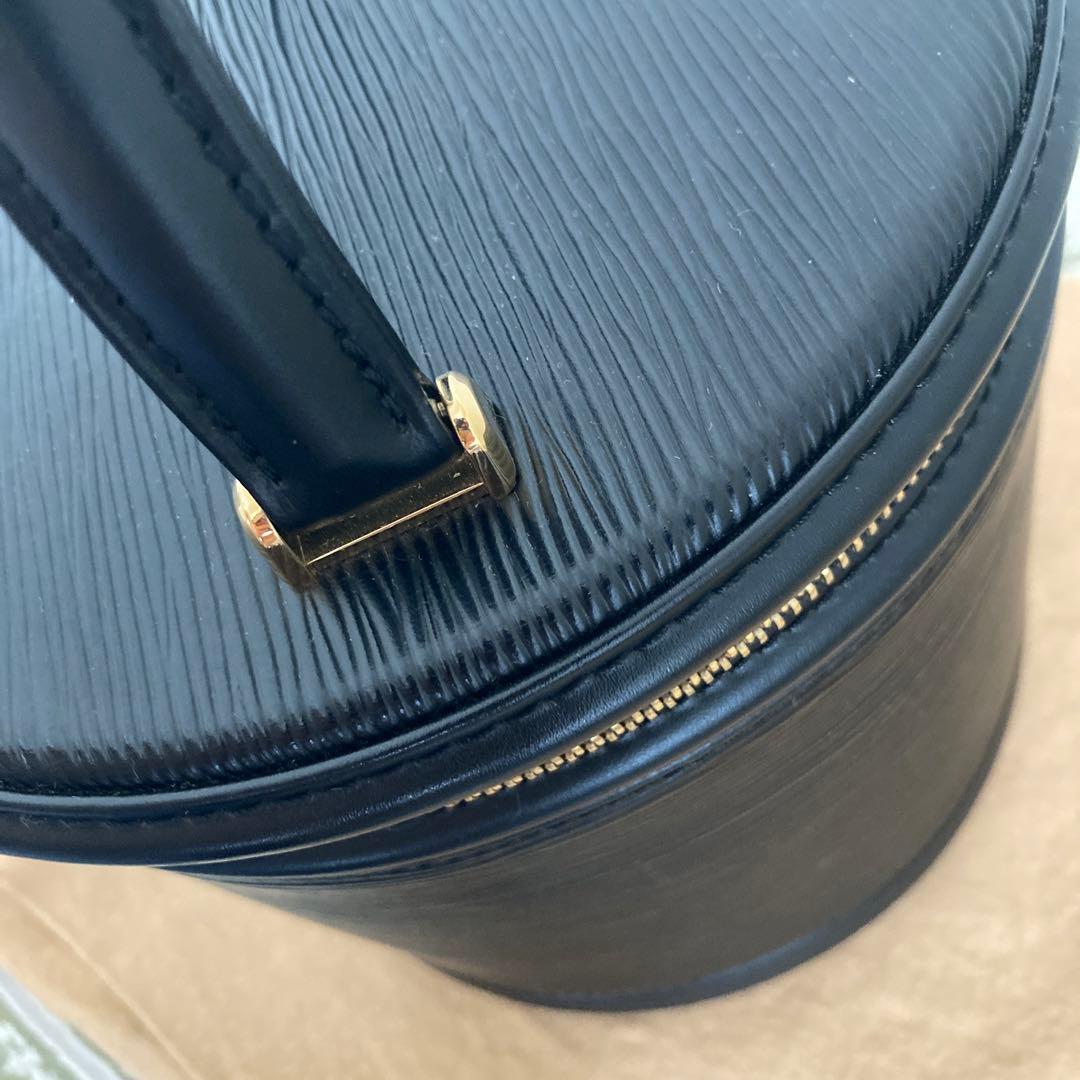 ルイヴィトンLV エピ　カンヌ　ヴァニティバッグ　ハンドバッグ