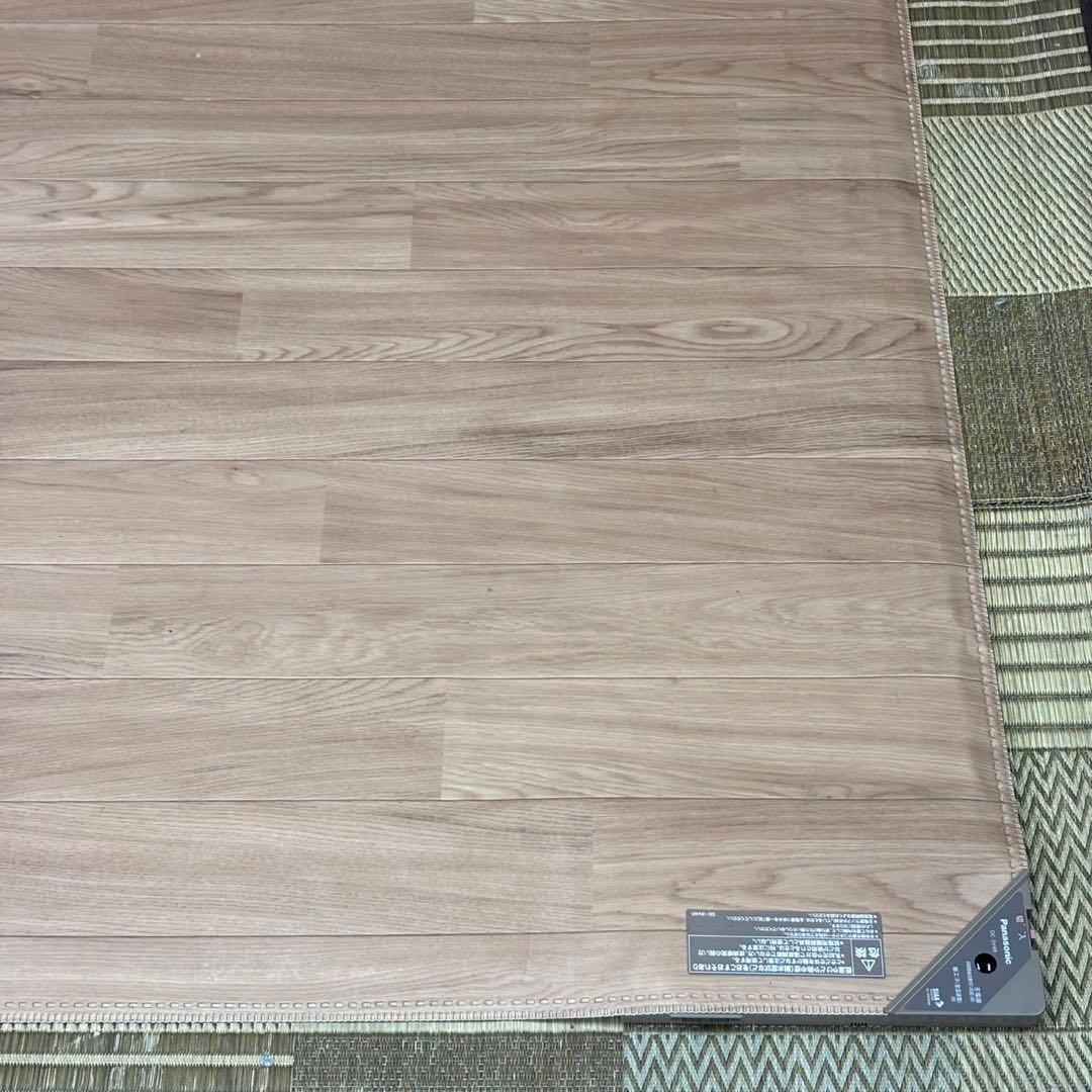 ＊送料込！2023年製Panasonic かんたん床暖 DC-3V4R