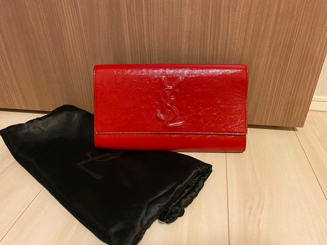 ど*☆様 美品　YSL 赤 レザー クラッチバッグ 保存袋付き
