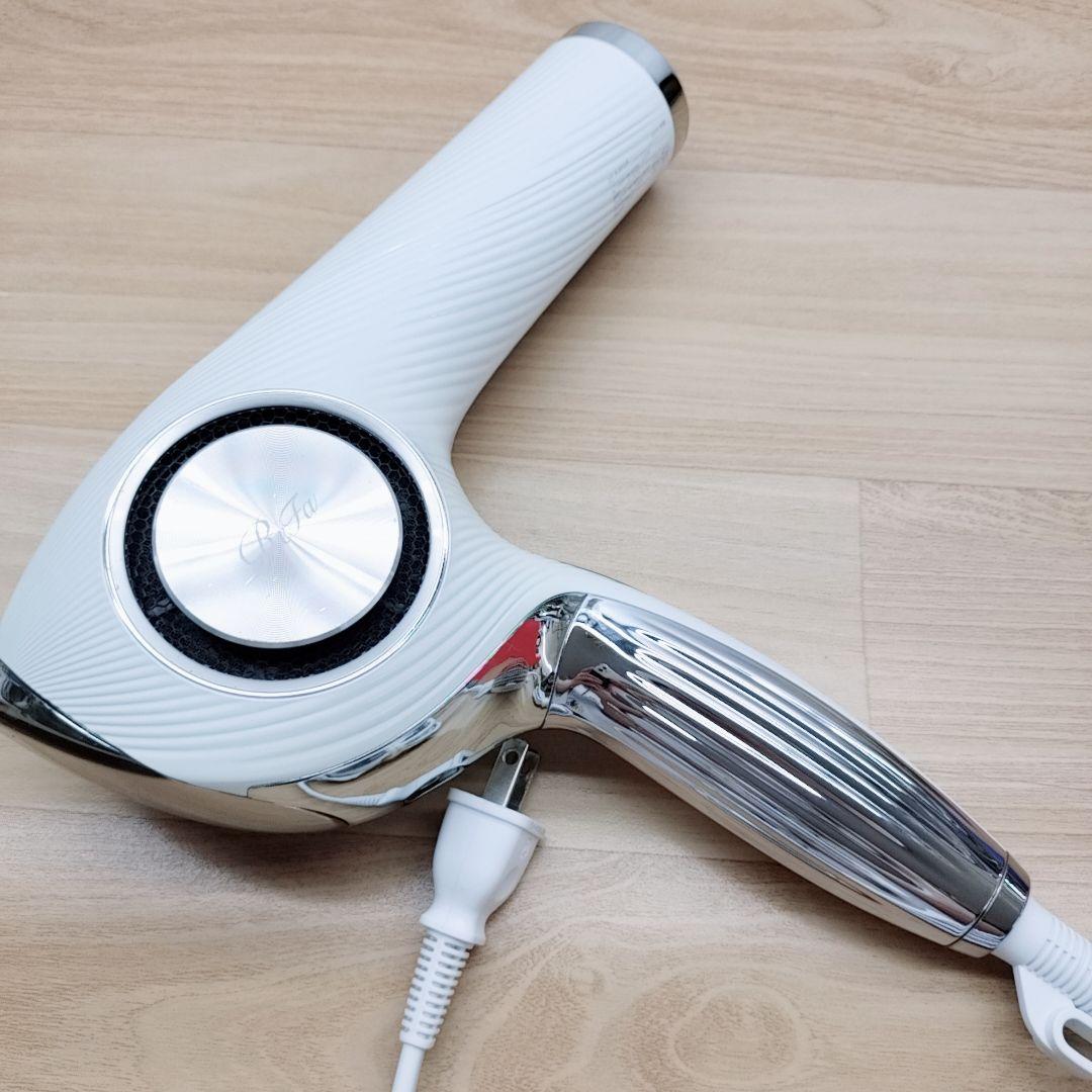 ほぼ未使用品⚡️Refa リファ ビューティック ドライヤー プロ