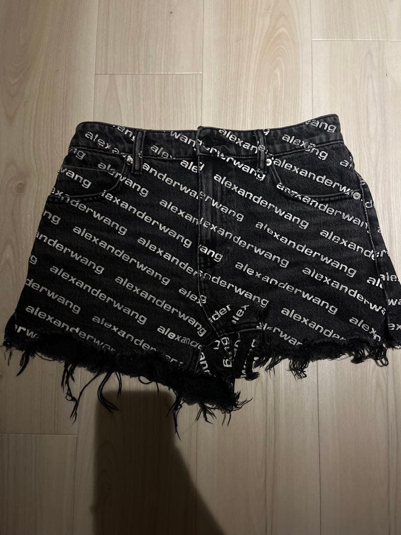 alexanderwang ロゴプリント ショートパンツ