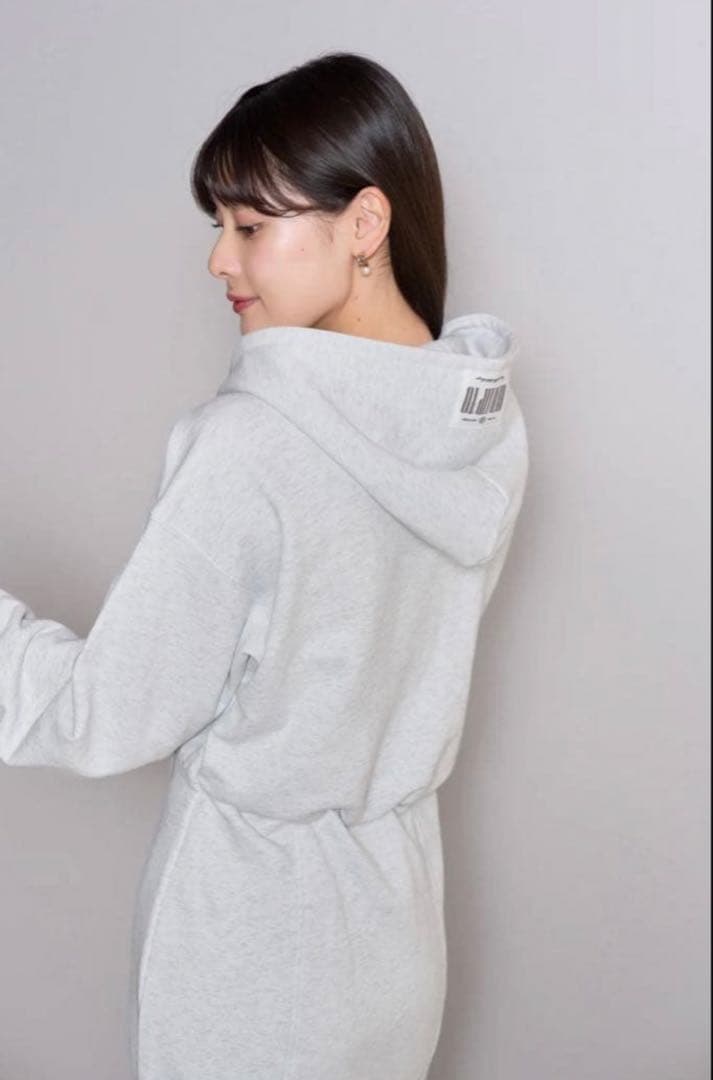 ワンピース Flight Mode Zip Hoodie Dress herlipto