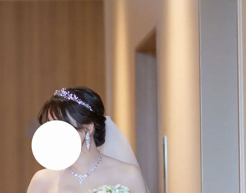 UNTAMED PETALS ティアラ シルバー