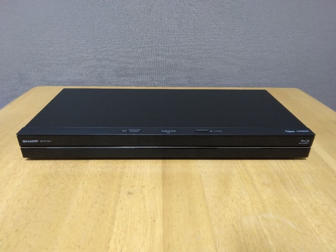 シャープ　ブルーレイレコーダー NT1200 3番組同時録画　保証付き