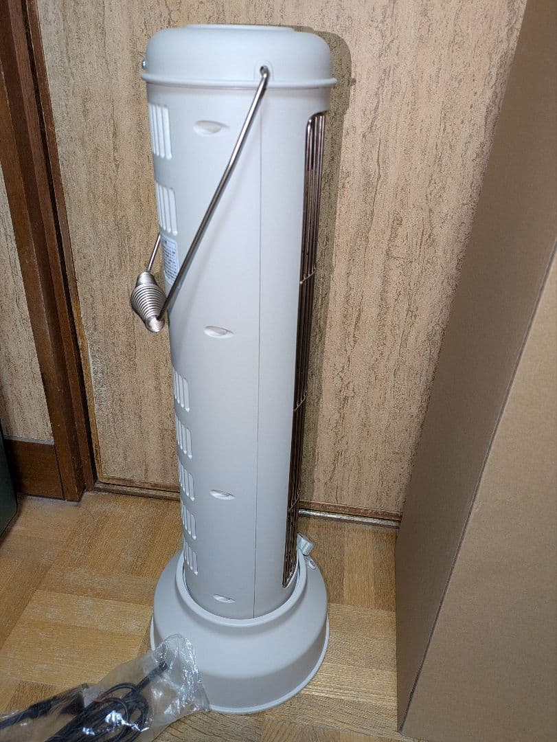 ⭐︎IROtoridori⭐︎　【未使用品】BRUNO カーボンヒーター