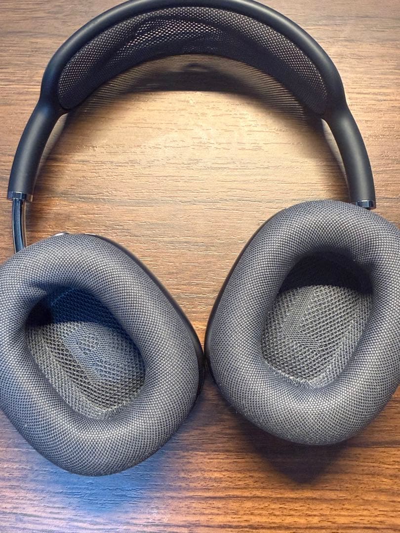 Airpods Max 第一世代