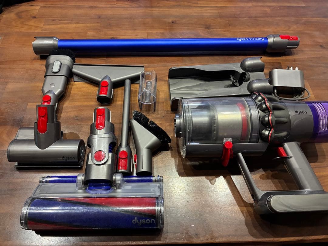 ダイソン　Dyson SV14 本体＋付属品一式