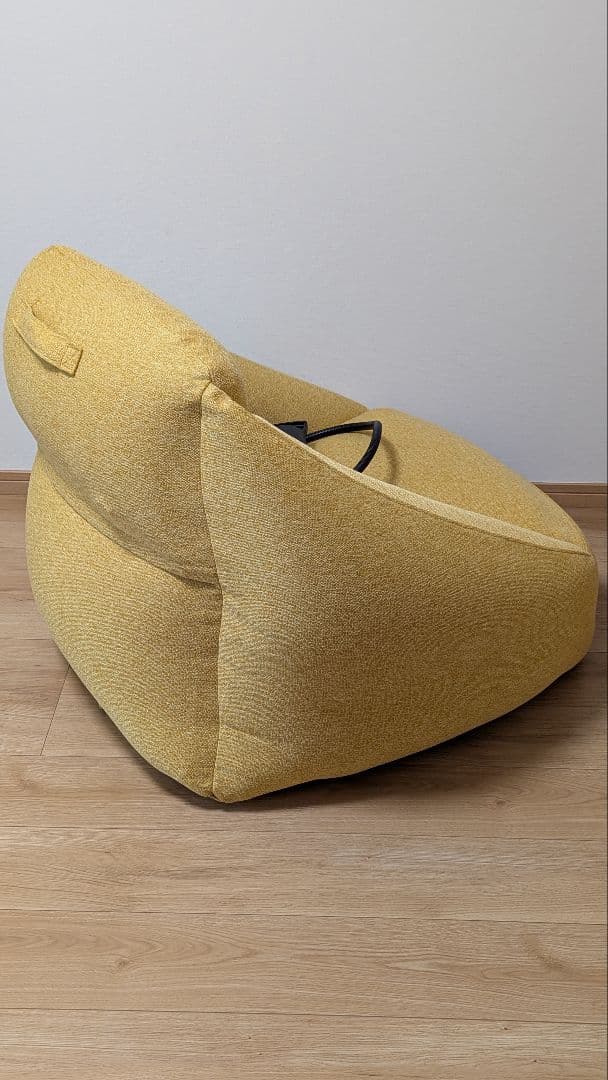 無印良品　空気でできたソファ　イエロー