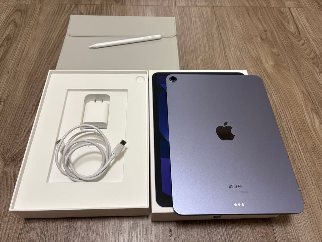 【美品】iPad Air (第5世代) 64GB ケース・タッチペン付き