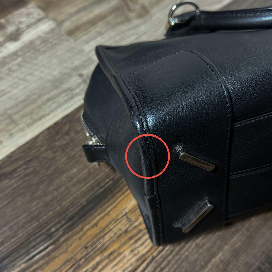 LOEWE アマソナ 28 ブラック ナパカーフレザー ハンドバッグ