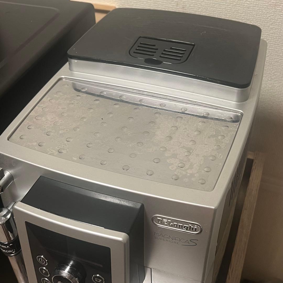 デロンギ マグニフィカSスペリオレECAM23420SBN