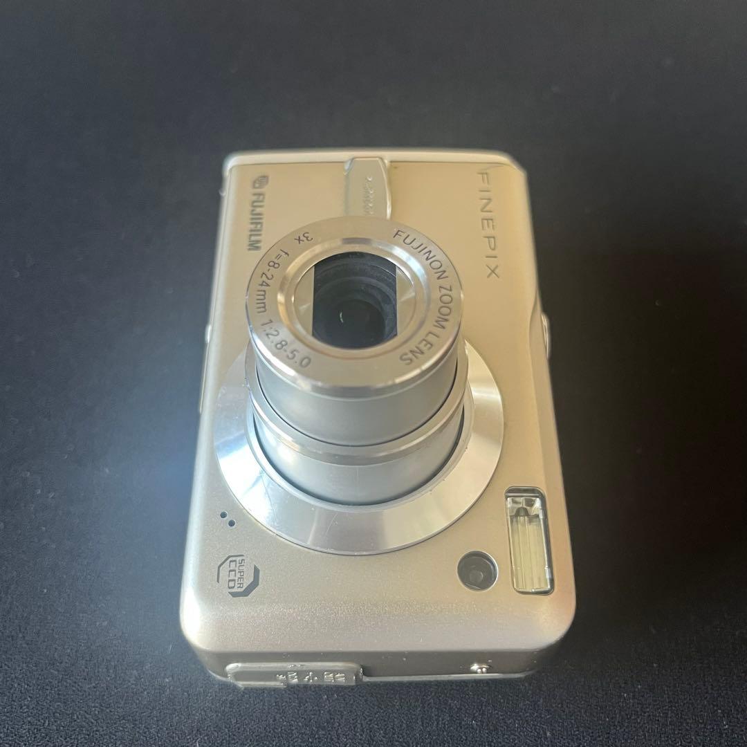 FUJIFILM finepix F30 コンデジ