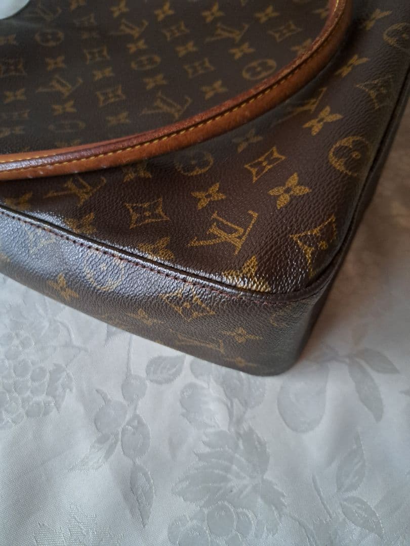 momqLouis Vuitton美品 ショルダーバッグ　ルーピングGM