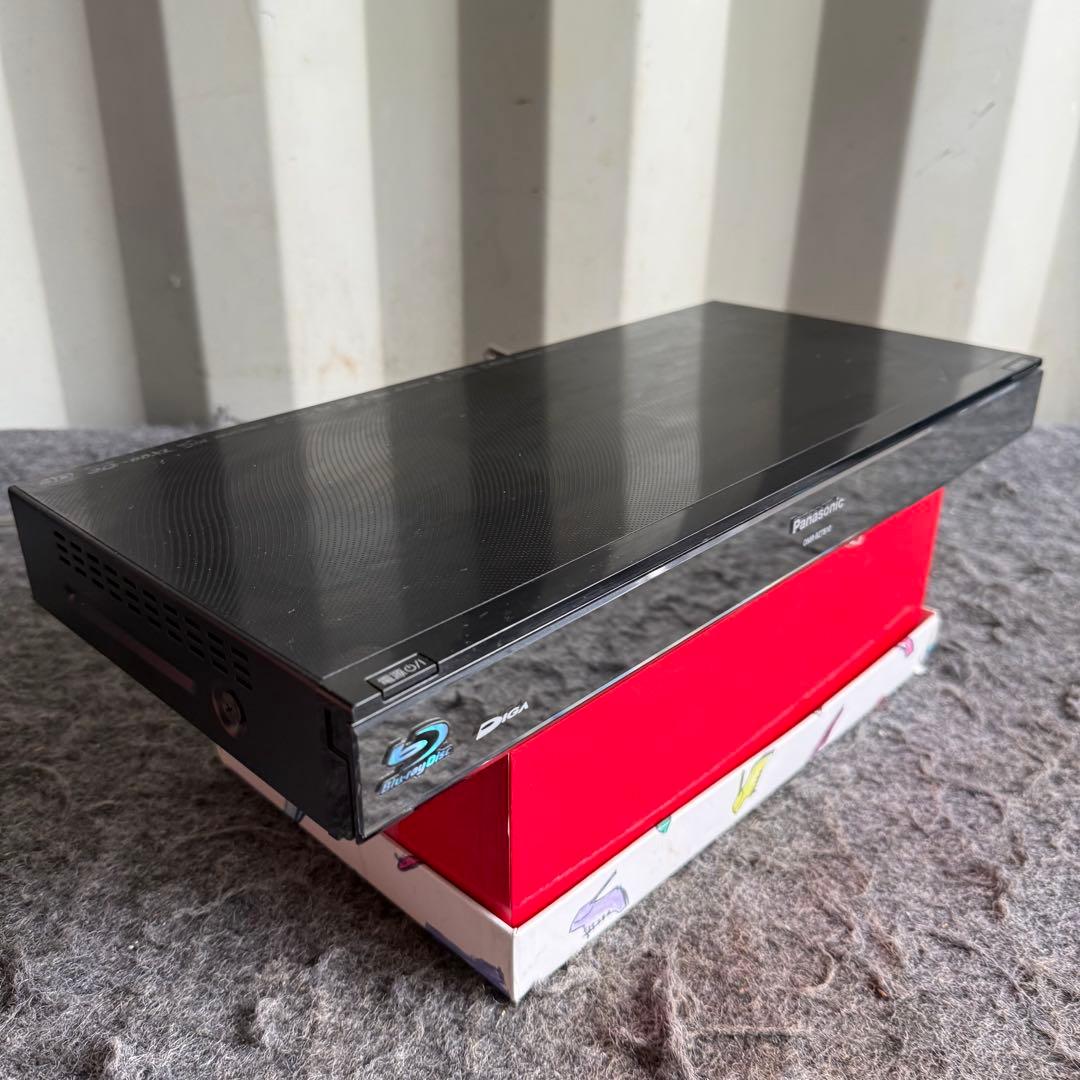 J94激安早い者勝ち✨ パナソニック ブルーレイ 3番組同時録画　1TB