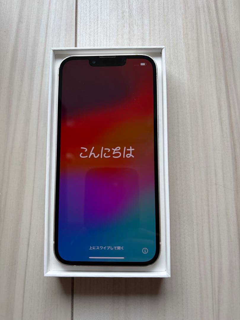 Apple iPhone 13 ホワイト 本体