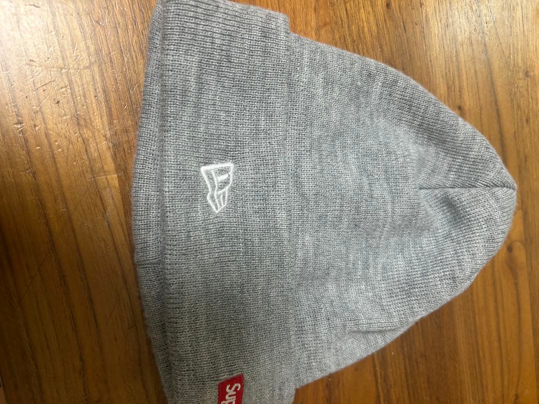 supreme シュプリーム ニューエラ S ロゴ　ビーニー ニット帽 ツノ