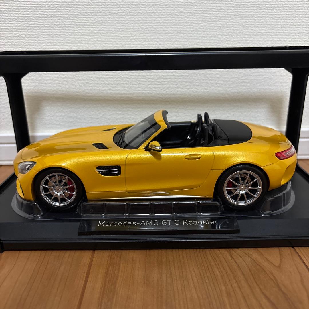 ノレブ　 AMG GT C Roadster 1/18 ミニカー　イエロー