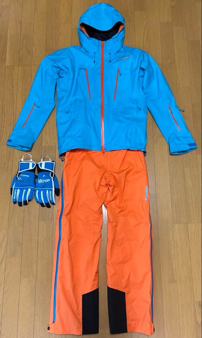 値下げ! ゴールドウィン GOLDWINスキーウェア上下Sサイズ クリーニング済