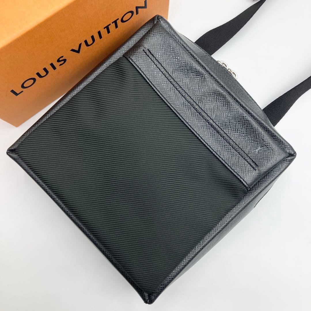 極美品✨ルイヴィトン タイガ サヤン ショルダーバッグ アルドワーズ