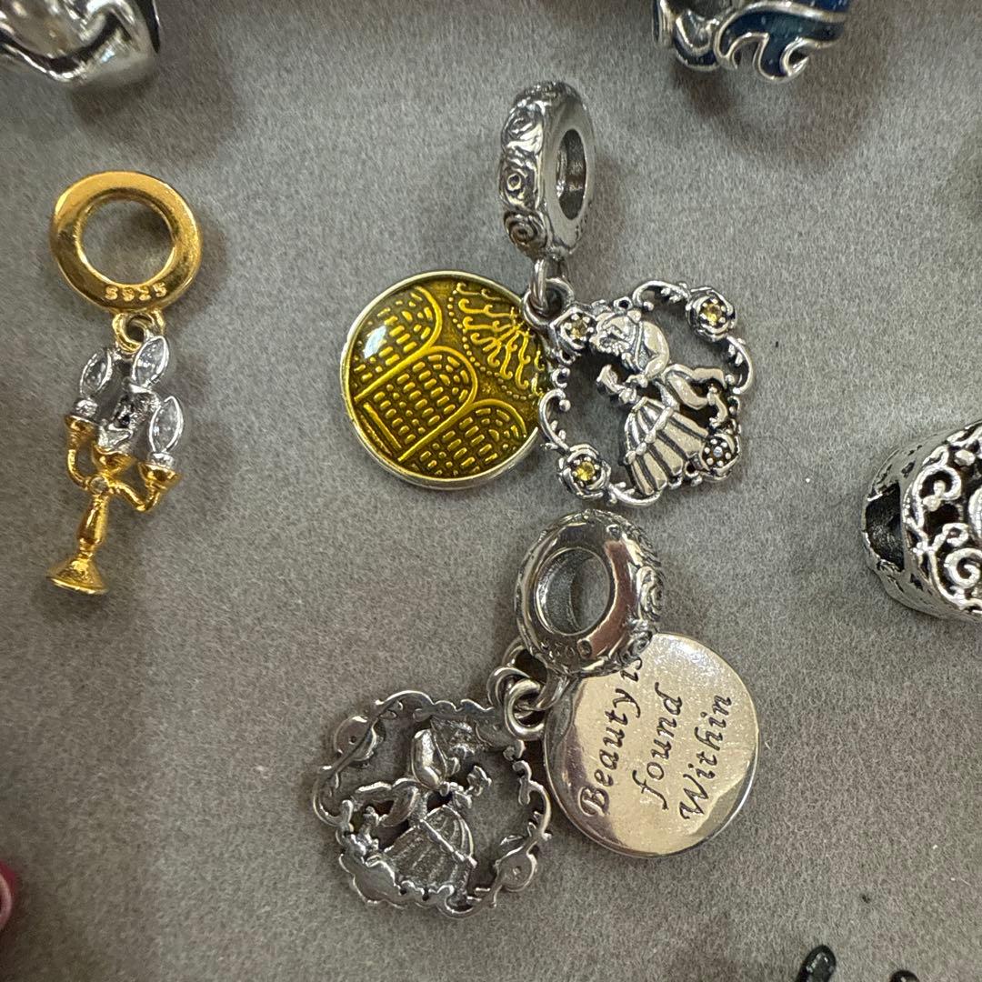 ディズニーモチーフ パンドラのような太いもののチャーム用 ひとつ1000円