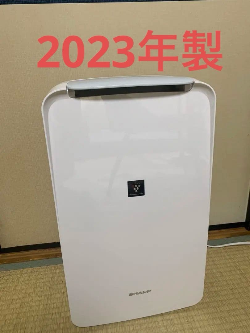 美品　2023年製/SHARP 除湿機 CV-N71