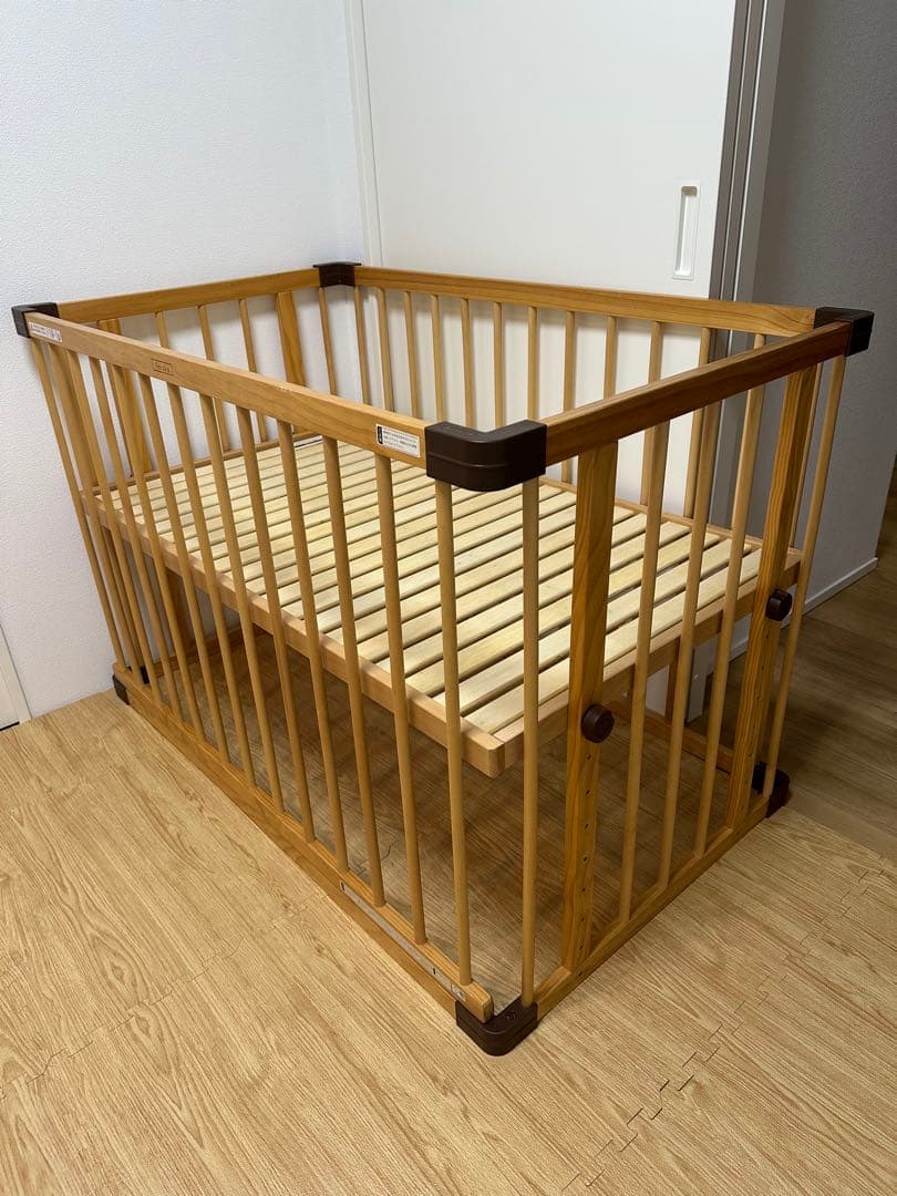 ファルスカ farska ベビーベッド ベッドサイドベッド