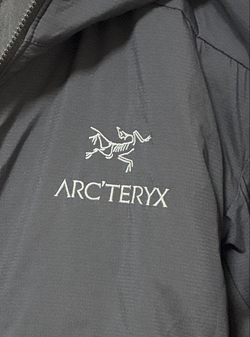 【美品】ARC'TERYX Atom LT Hoody メンズXS ブラック